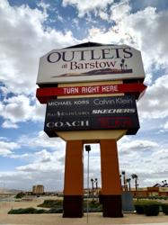TOMMY HILFIGER OUTLET STORE - 2796 Tanger Way, Barstow, California