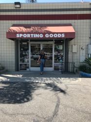 B J Sporting Goods Inc