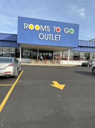 Rooms To Go Outlet - Forest Park, 5370 Frontage Rd, Forest Park, GA,  Furniture stores - MapQuest