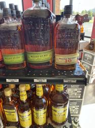 Lucky's Wine & Liquor