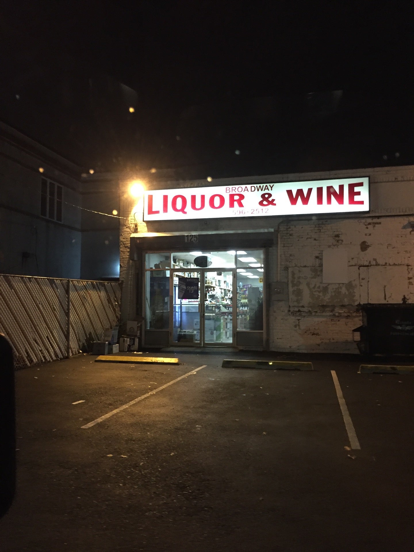 Broadway Liquor & Wine