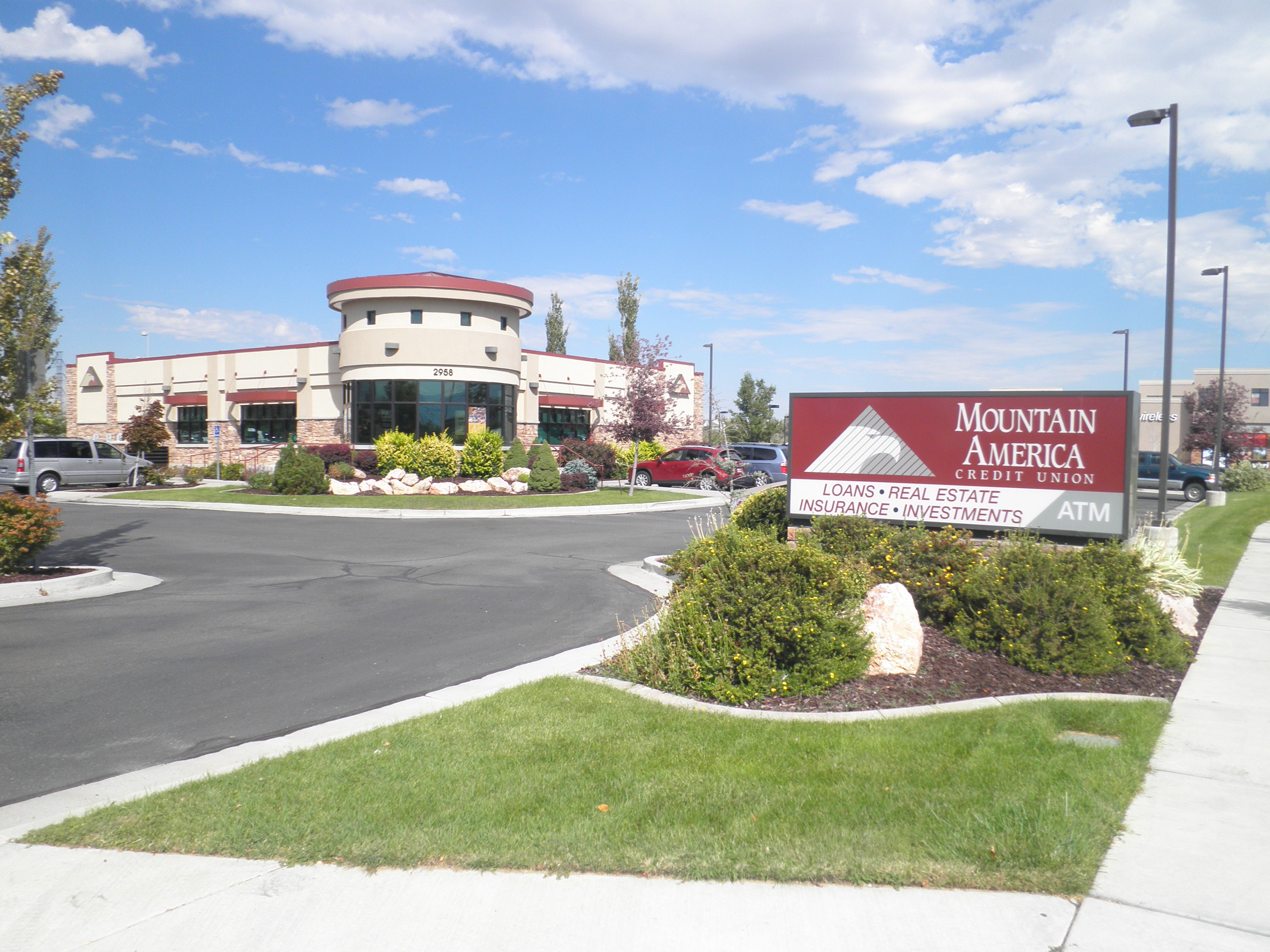 Mountain America Credit Union - West Valley 5600 West Branch