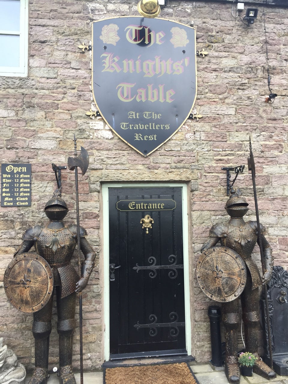 The Knights Table