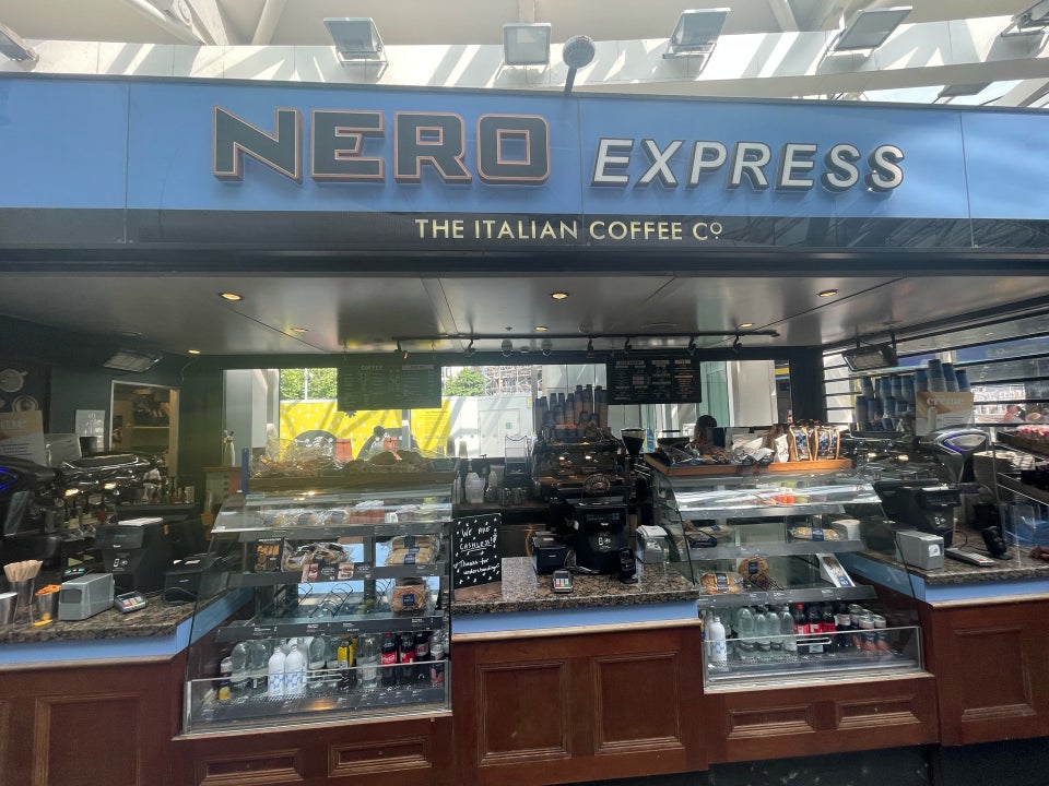 Caffè Nero Express