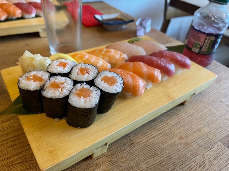 ii-ma Sushi