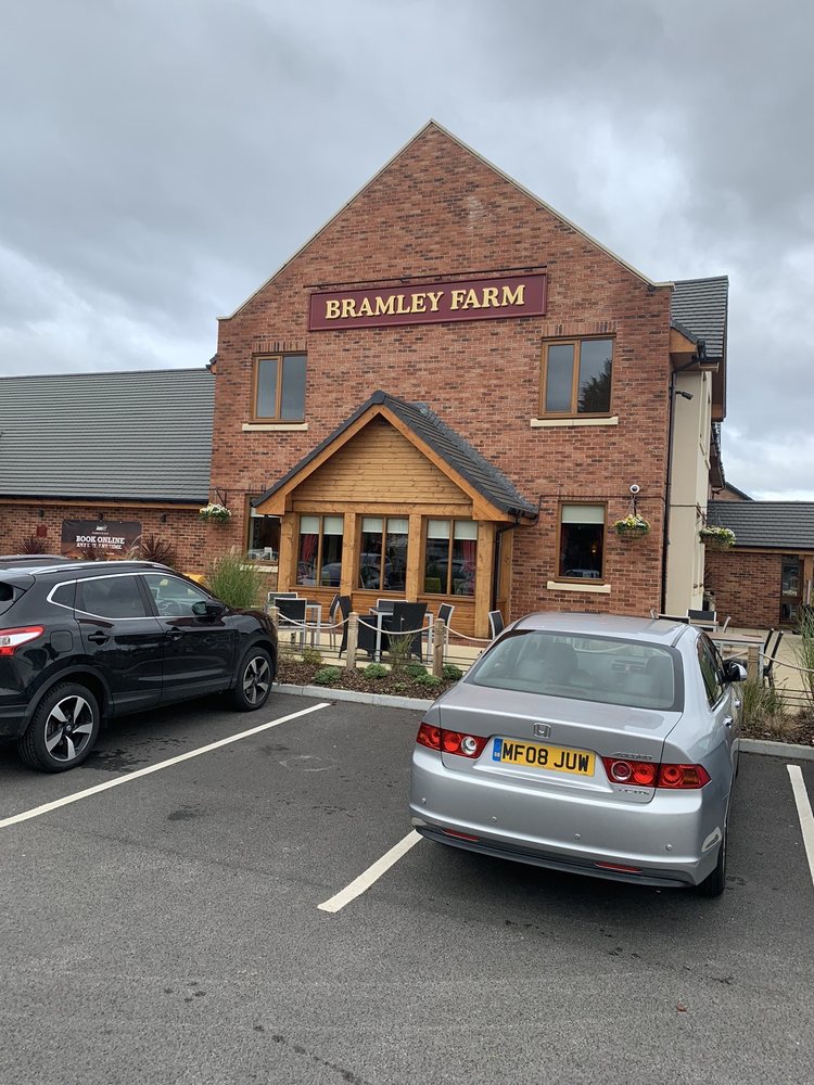 Bramley Farm - Dining & Carvery