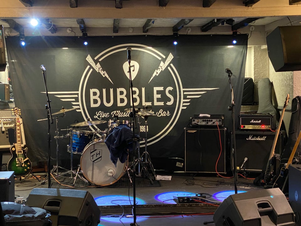 Bubbles Bar