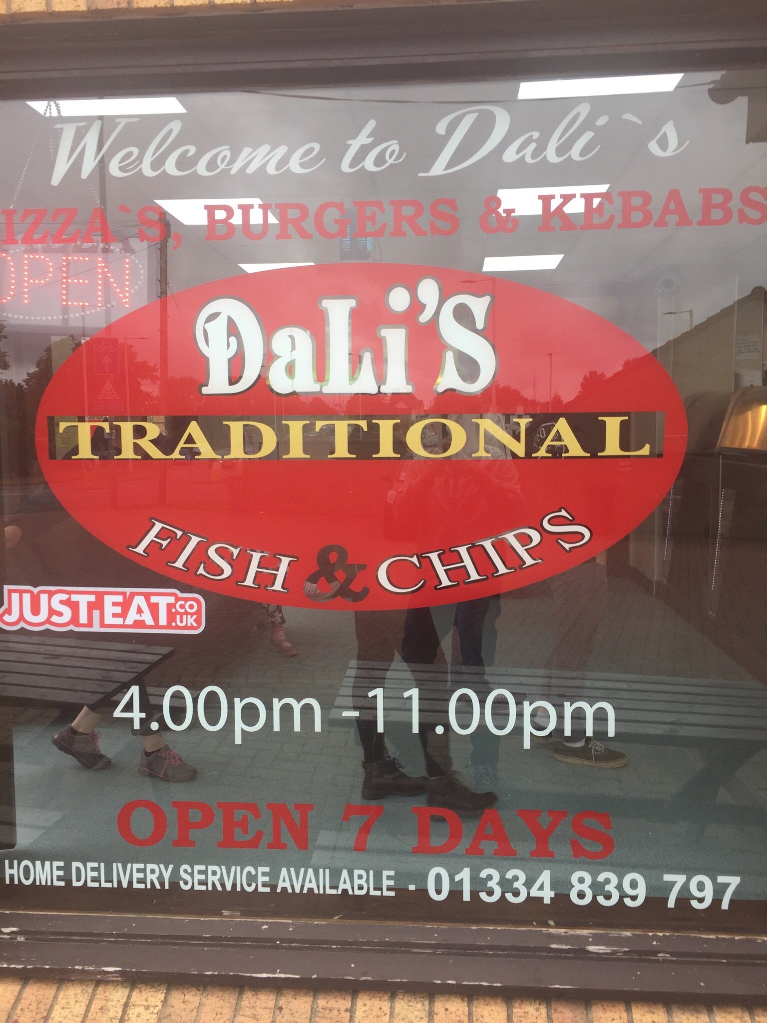 Dali's Fish & Pizza Bar