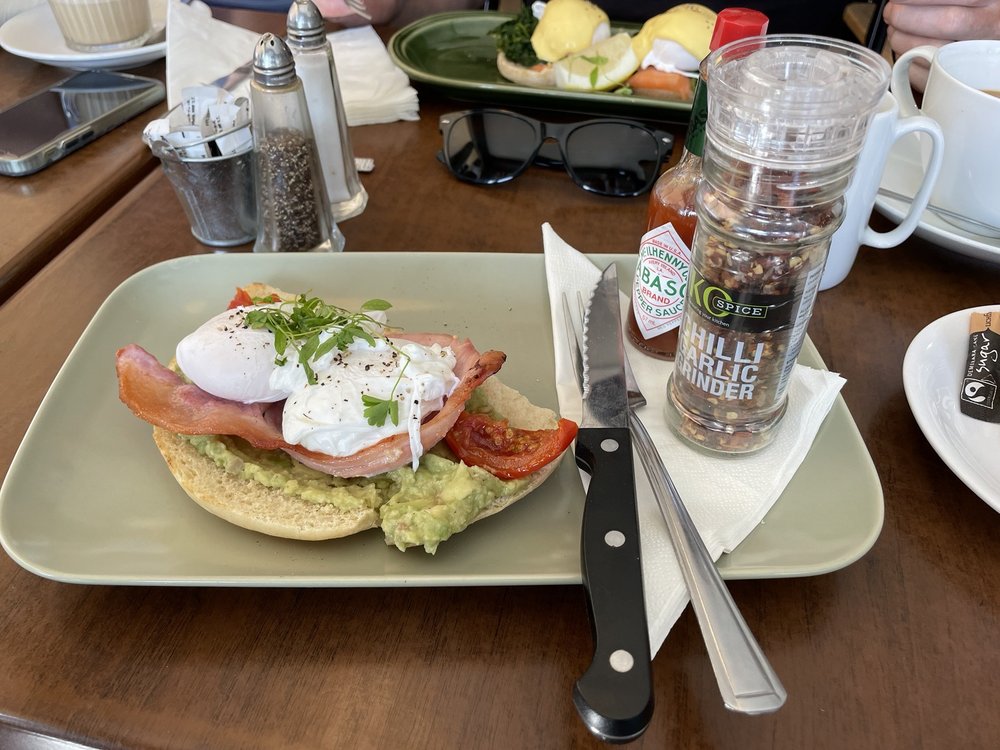 Brava Cafe / Stonebaked @ Brava