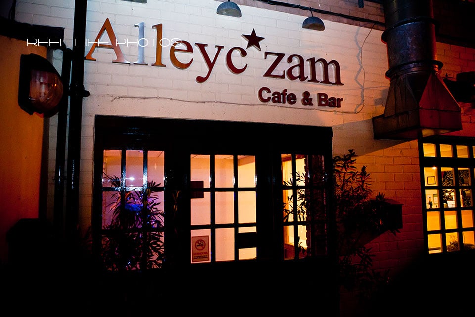 Alleyc'zam Cafe & Bar