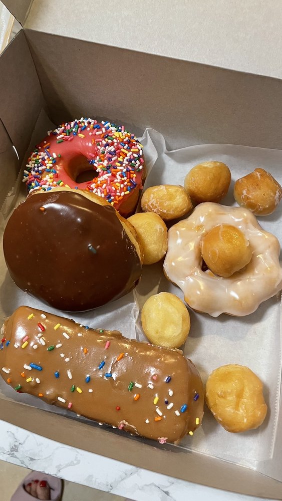 Daily Donuts & Wings