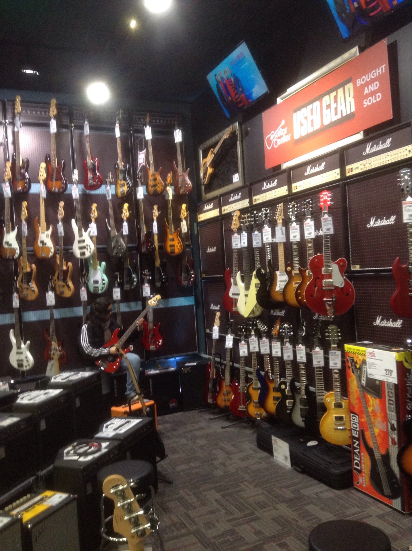 GUITAR CENTER - 3830 W River Rd Suite 110, Tucson AZ - Hours ...