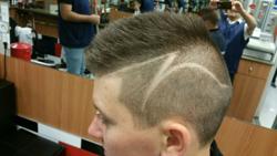 Mo's Cut Barber & Hairstylist