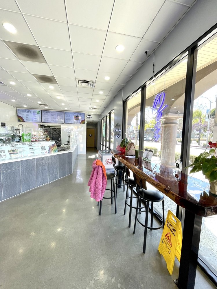 Vita Cane Sugarcane Juicery & Açaí Bar Baldwin Park