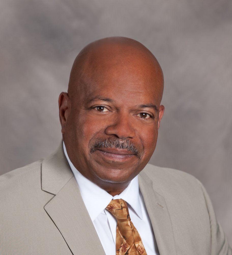 RE/MAX GOLD - Tony Holt