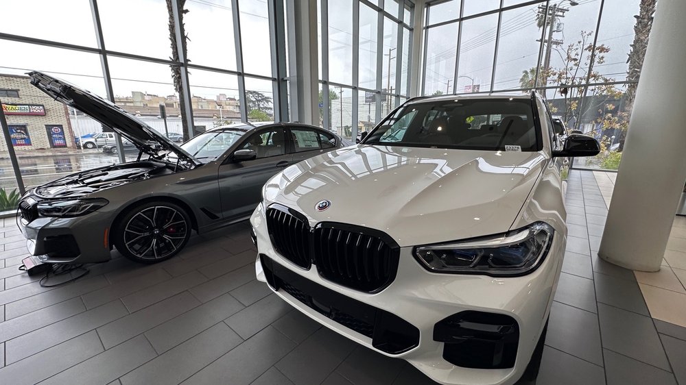 CENTURY WEST BMW - North Hollywood CA - Hours, Directions, Reviews ...