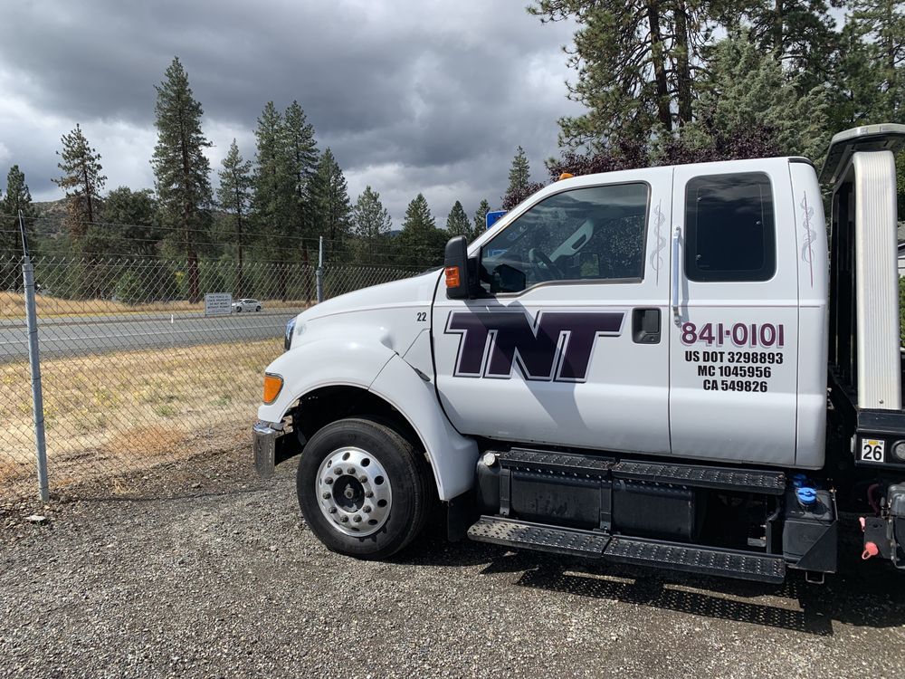 TNT Towing 3237 Fairlane Rd, Yreka California 96097