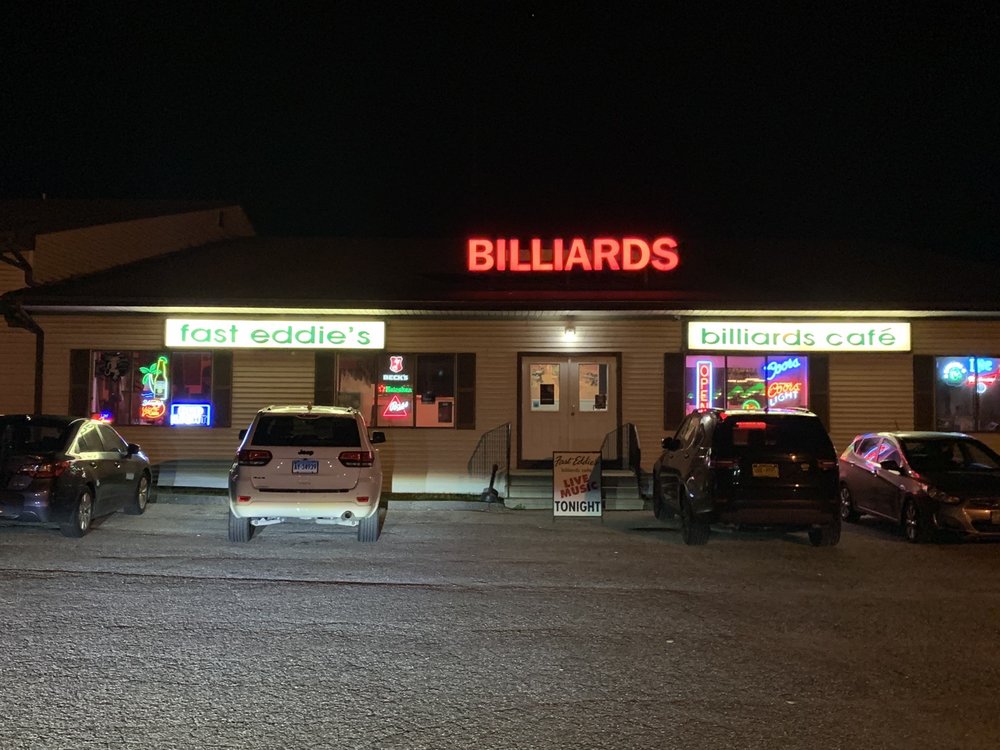 Fast Eddies Billiards Cafe