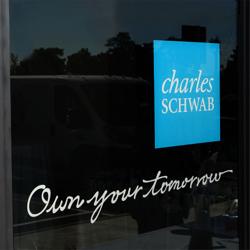 Charles Schwab International – Latin America Center