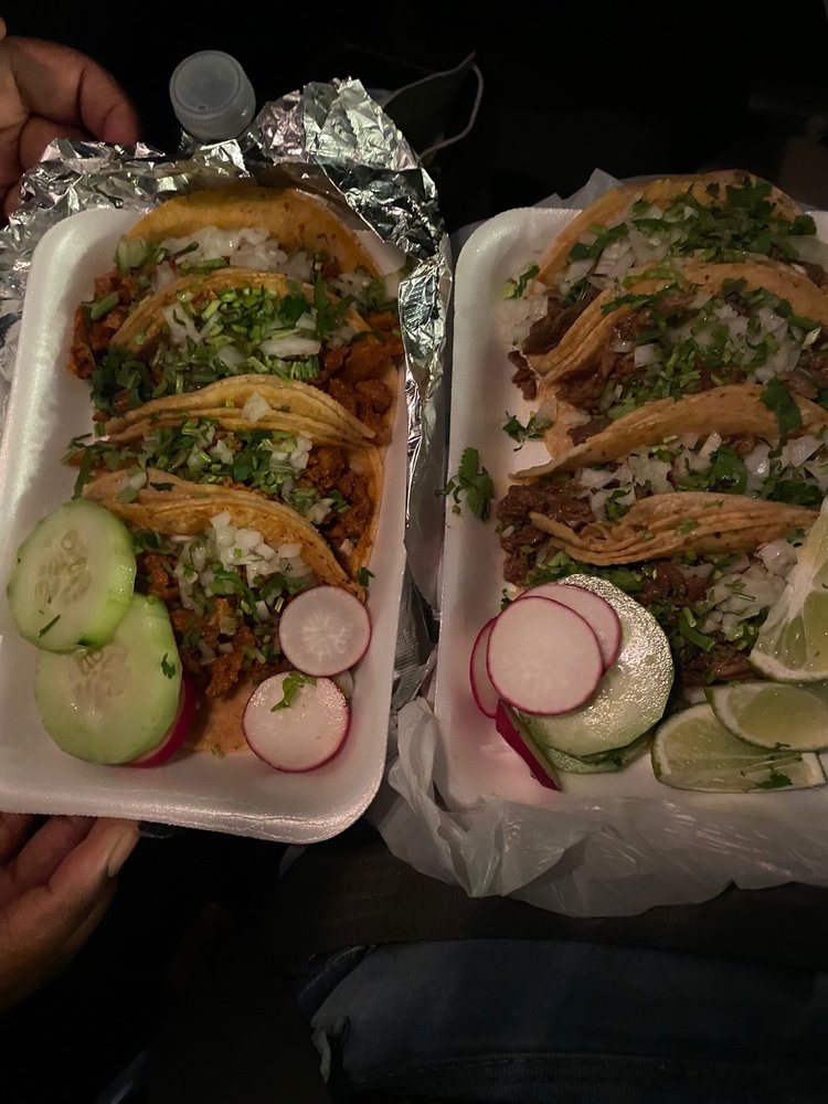 Tortas Locas Y Tacos