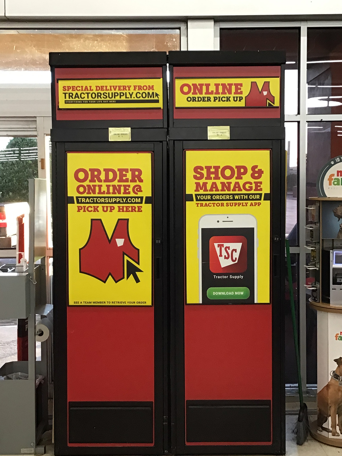 Pet Vaccination Clinic at Tractor Supply Co. Okeechobee