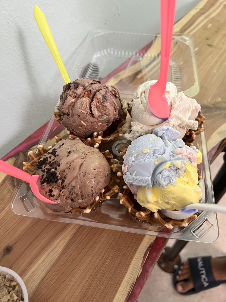 Happy’s Ice Cream