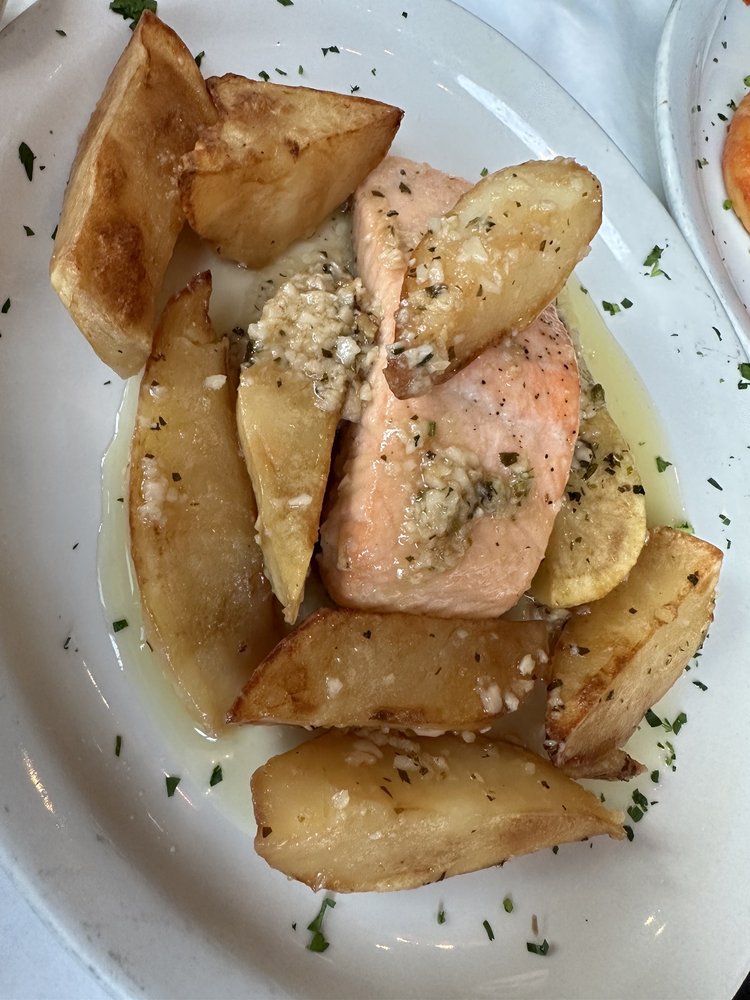 Caro Mio Italian Restaurant