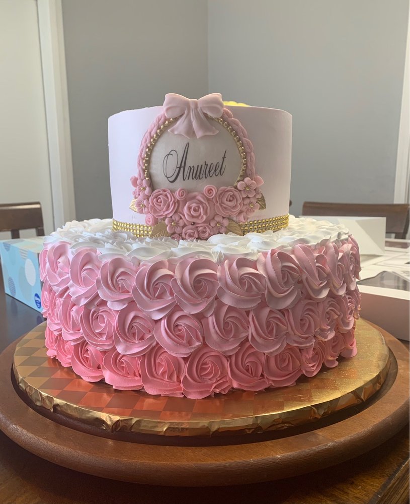 Simply Cakes By Tracy