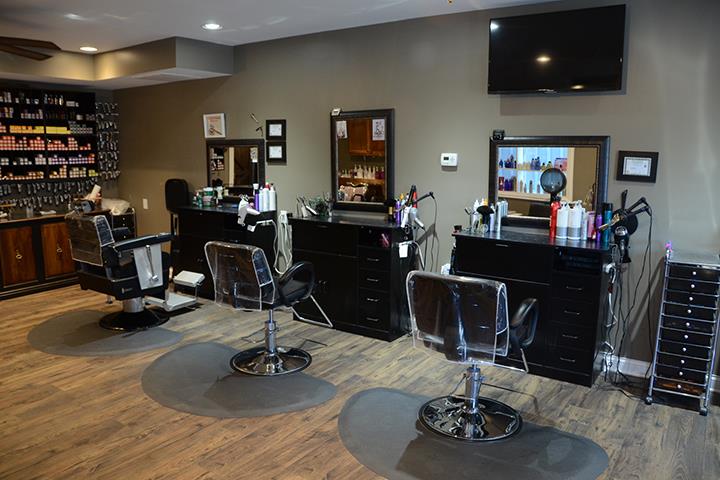 Hair Benders Salon 830 E Division St, Coal City Illinois 60416