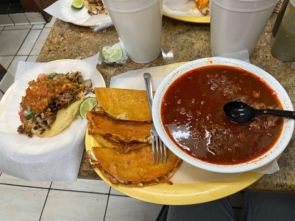 Taqueria Los Paisanos Joliet, IL 60432 - Menu, 105 Reviews and 37 Photos -  Restaurantji