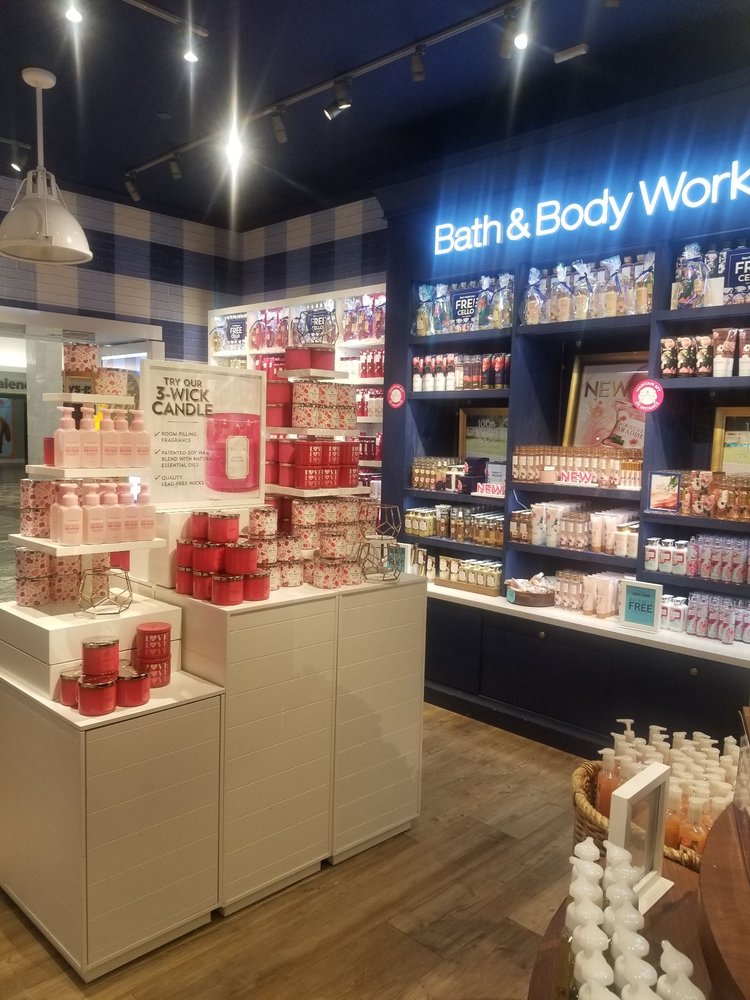 BATH & BODY WORKS - 3301 Veterans Memorial Blvd, Metairie LA - Hours ...