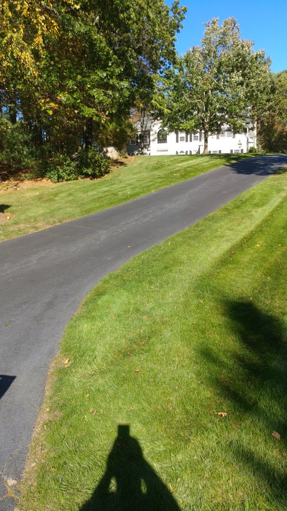 Lavallee Turf Care 4 Delaney Ave, Dudley Massachusetts 01571