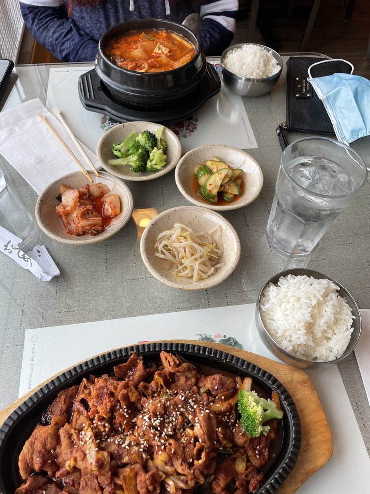 Best Local Restaurants In Williamstown Ma - Dec 2021 Restaurantji Best Local Restaurants In Williamstown Ma - Dec 2021 Restaurantji