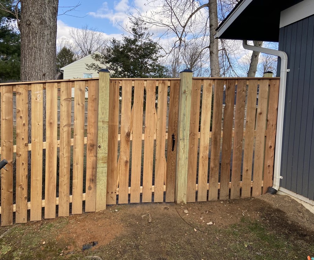 Phoenix Fence And Deck Brookeville Maryland 