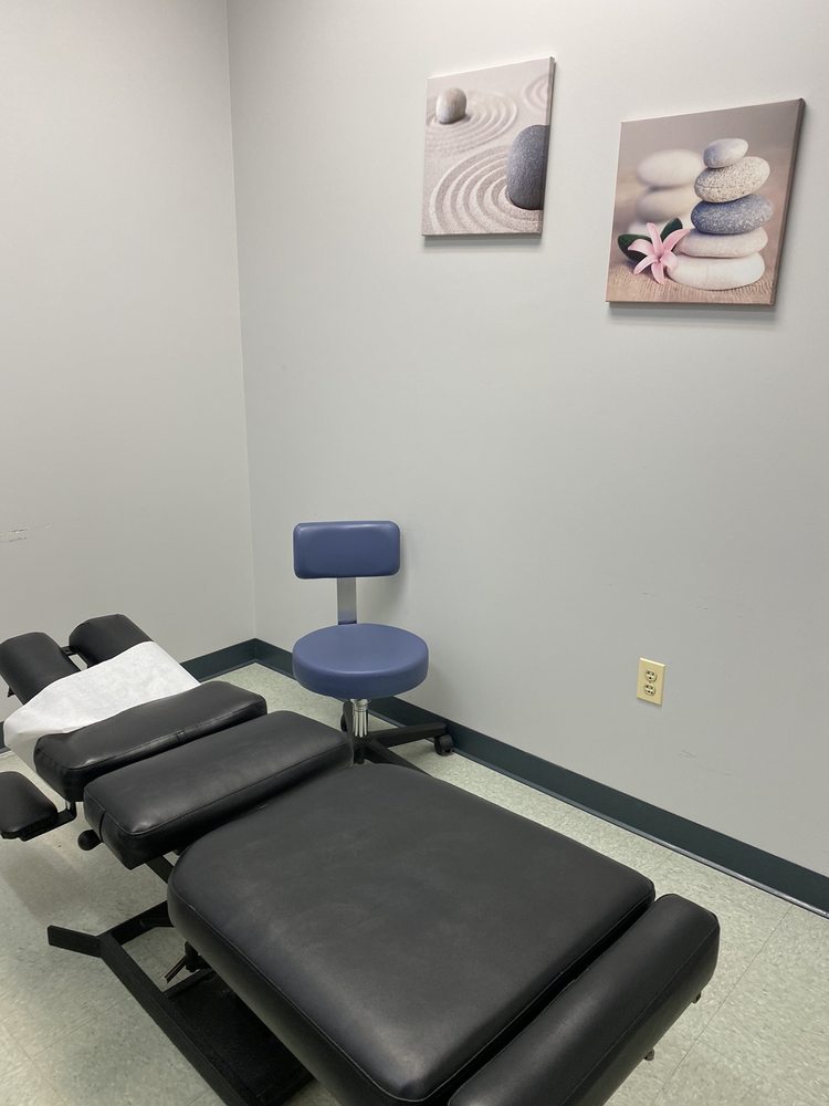Cheverly Chiropractic Care 12200 Annapolis Rd Suite 221, Glenn Dale Maryland 20769