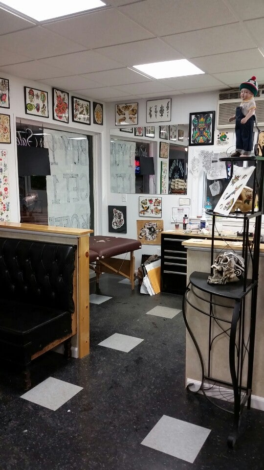 Good & Evil Tattoo 1 Ocean Park Rd, Old Orchard Beach Maine 04064