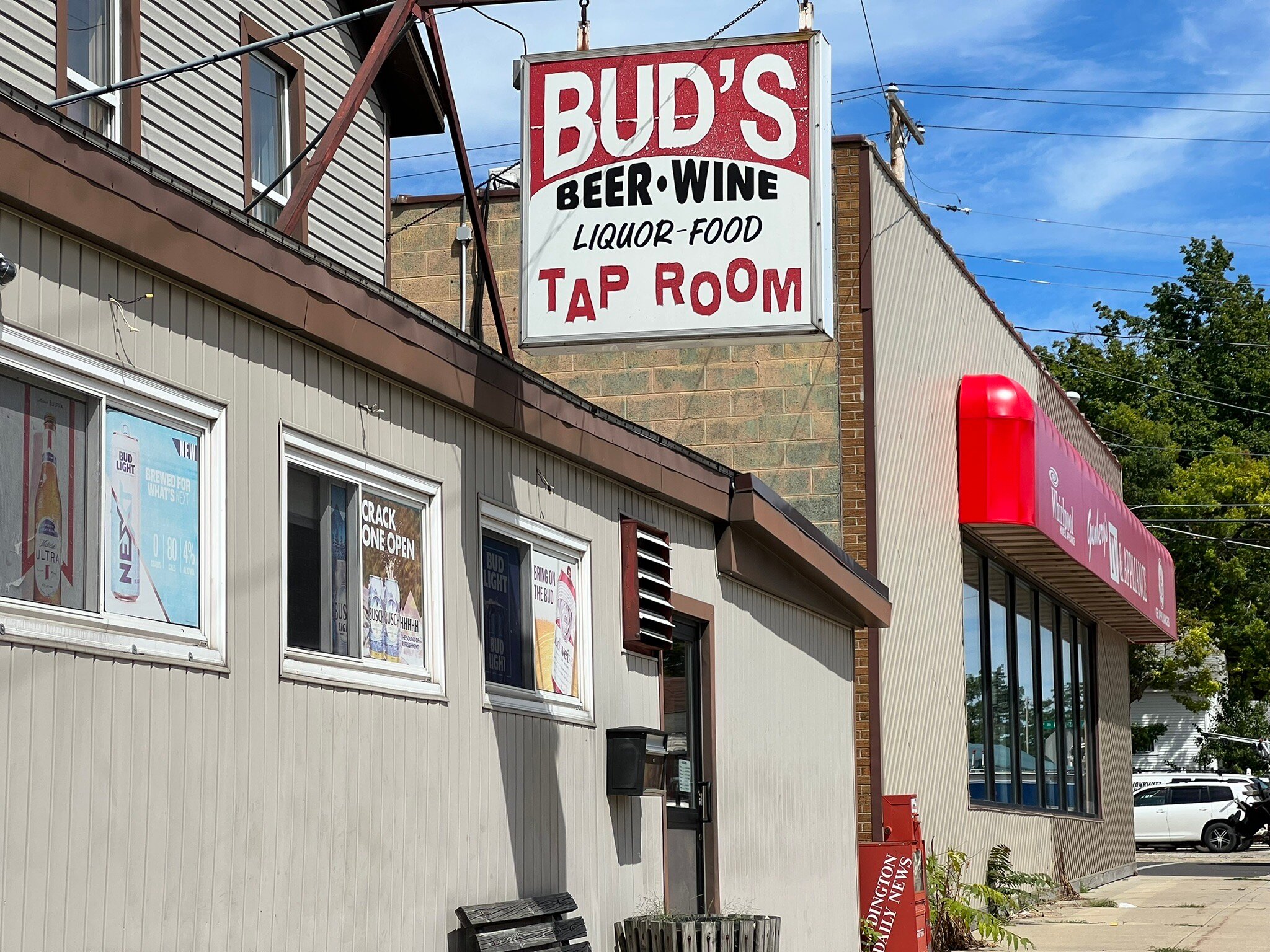 Bud's Tap Room