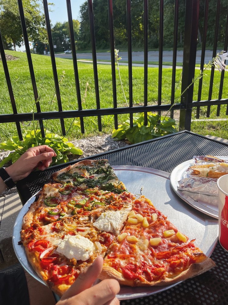 The 15 Best Restaurants In Plymouth Mn - Dec 2021 Selection By Restaurantji