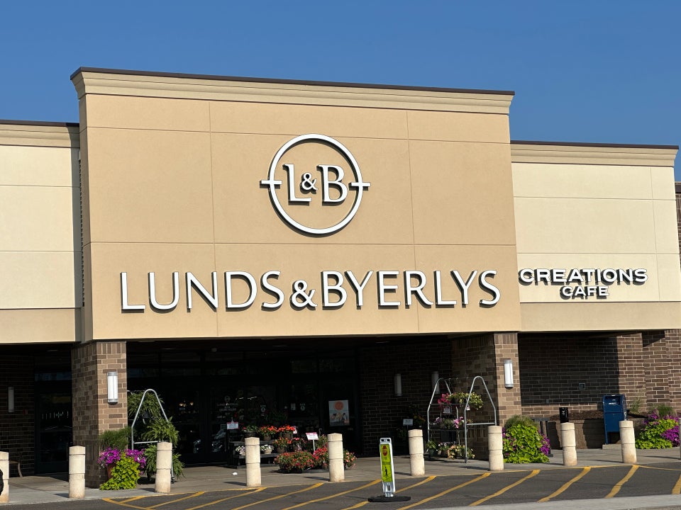 Lunds & Byerlys Creations Cafe - St. Louis Park