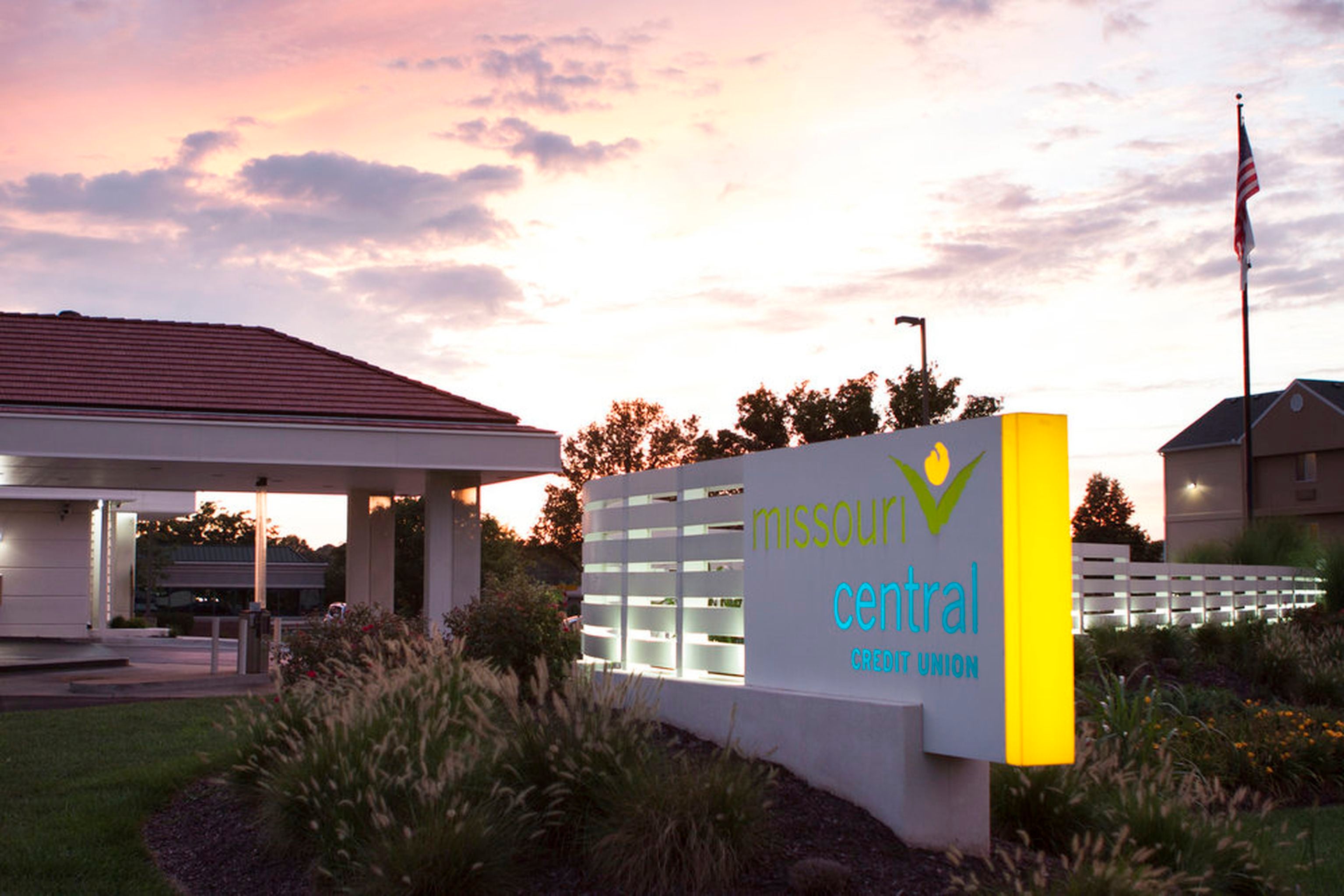 MISSOURI CENTRAL CREDIT UNION - Lee's Summit MO - Hours, Directions