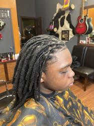 Violet Mae's Naturally Right Best Loc’s Hair Salon