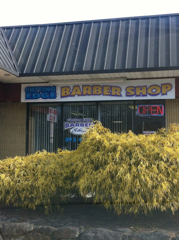 Cutting Edge Barber & Beauty 521 Lakehurst Rd, Browns Mills New Jersey 08015