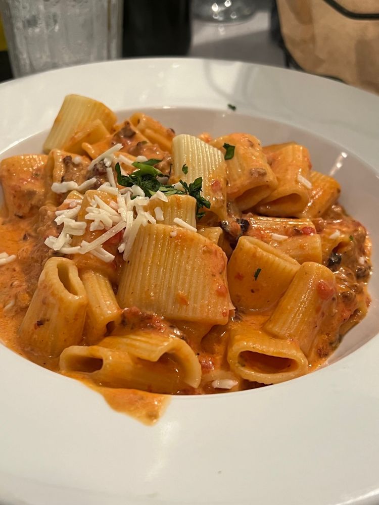 The 15 Best Restaurants In Haddonfield Nj - Dec 2021 Selection By Restaurantji