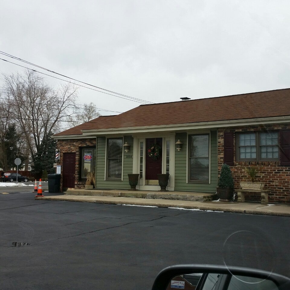 Frank's Barber Shop 1854 Burlington-Mount Holly Rd, Mt Holly New Jersey 08060