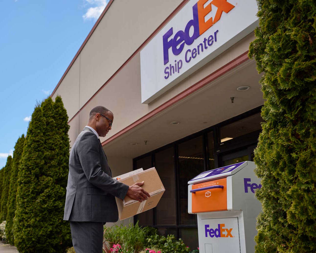 FEDEX SHIP CENTER 5895 Maurice Ave, Maspeth NY Hours, Directions