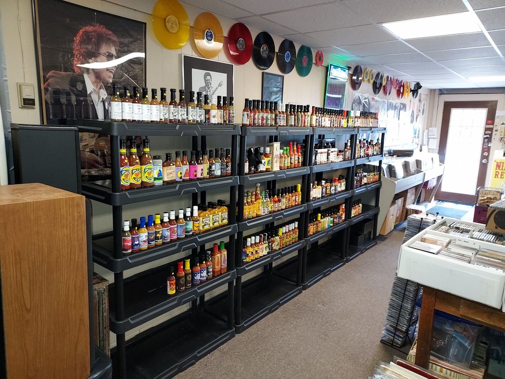 ISHY'S RECORDS & HOT SAUCE OUTLET 5833 Buffalo St, Sanborn New York 14132