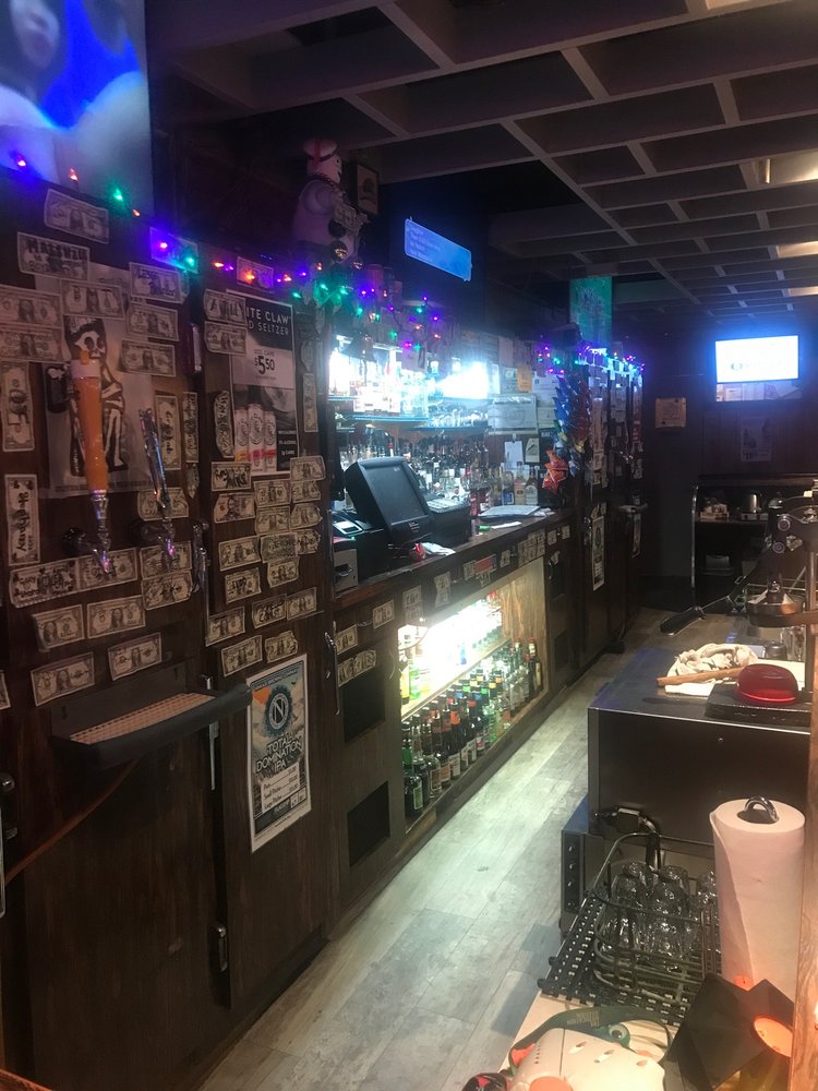 The Grove Bar & Grill