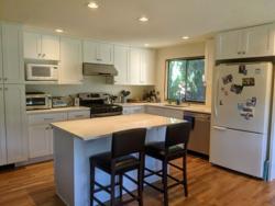 PDX Cabinets and Granite