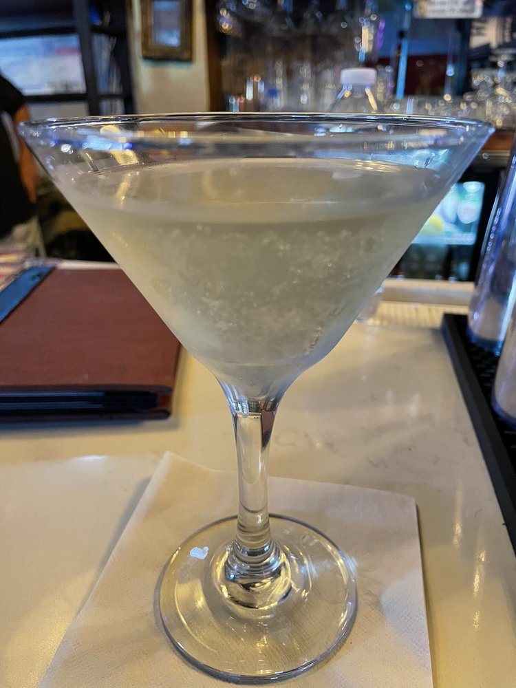 Sir's Martini Lounge