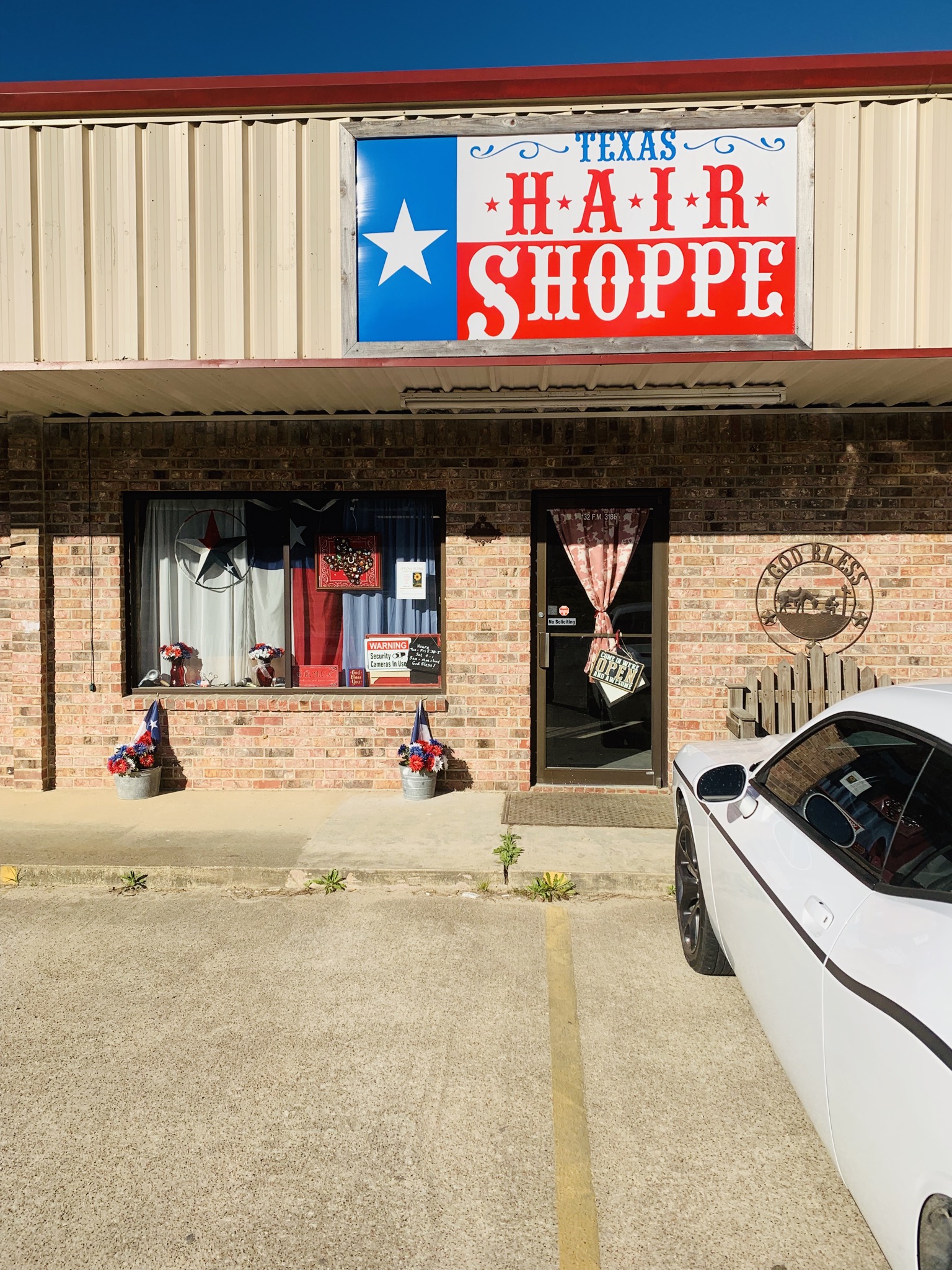 Texas Hair Shoppe 132 FM3186, Onalaska Texas 77360
